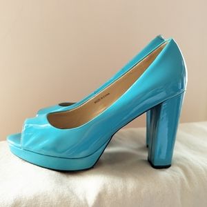 Geox Patent Leather Platform Heel Peep Toe Wide Heel Turquoise Aquamarine Sz 38